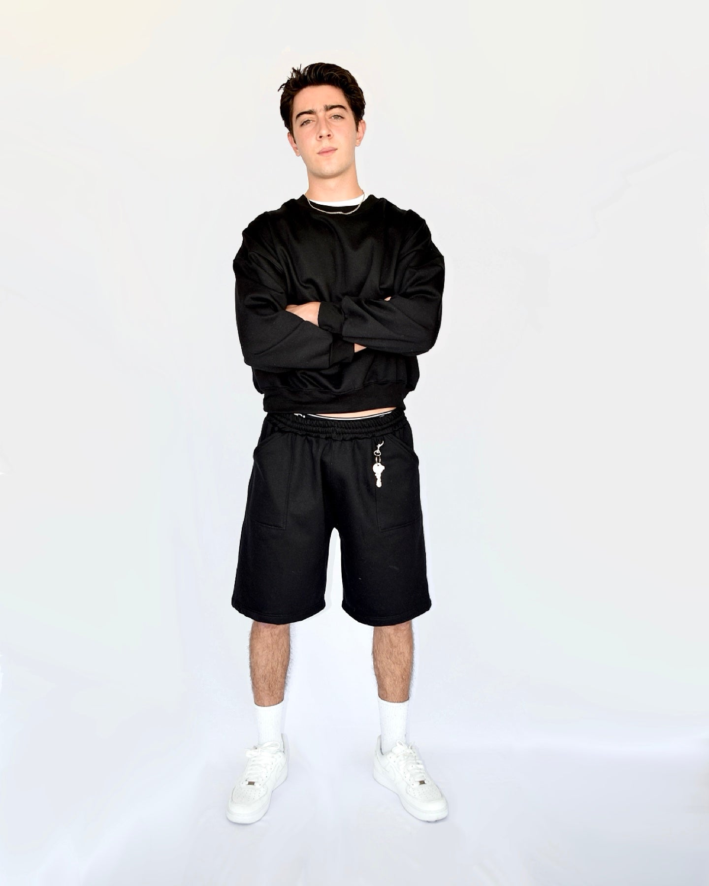 BOXY CREWNECK - NEGRO
