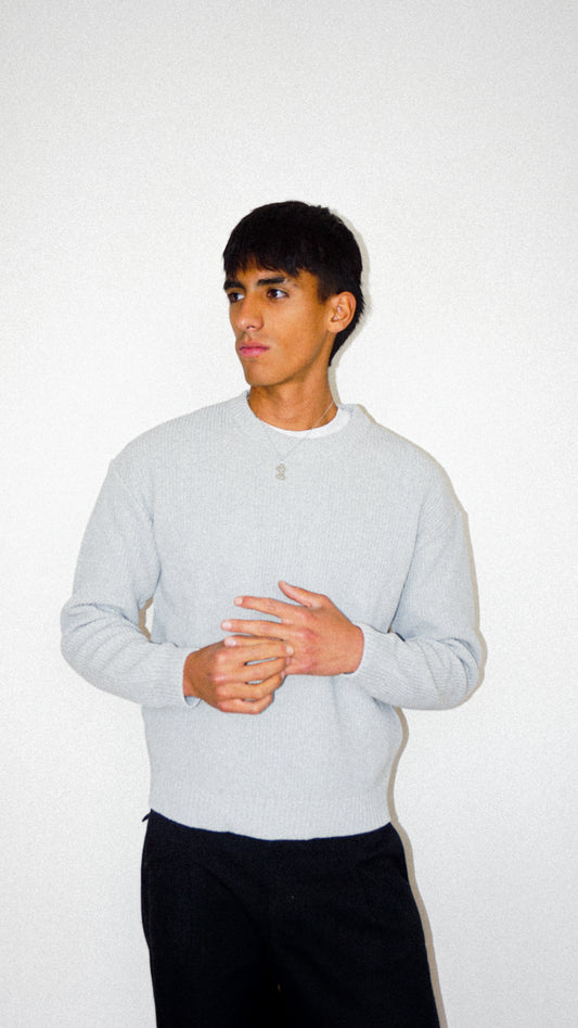 SUÉTER KNIT - GRIS CLARO