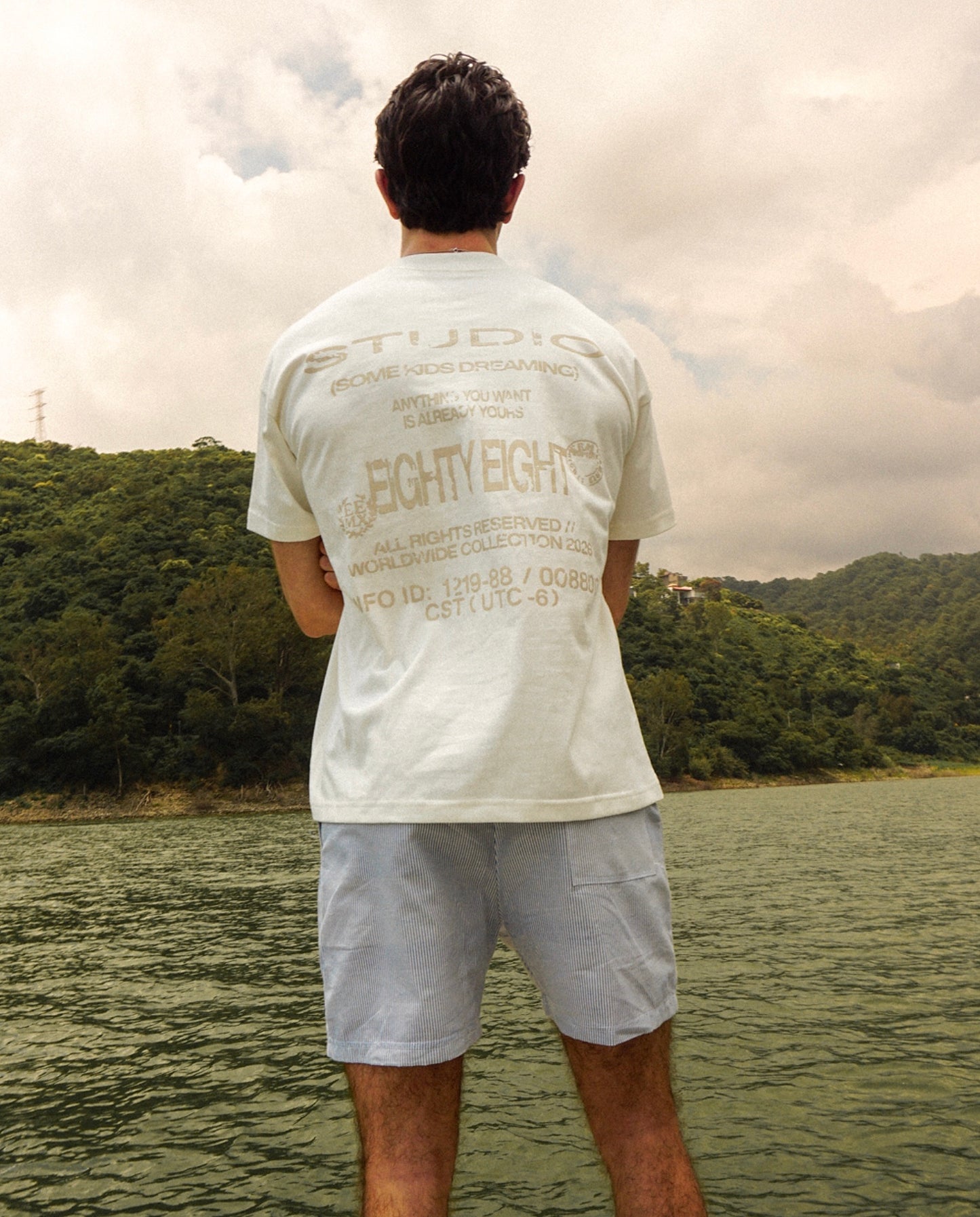 STUDIO TEE - HUESO