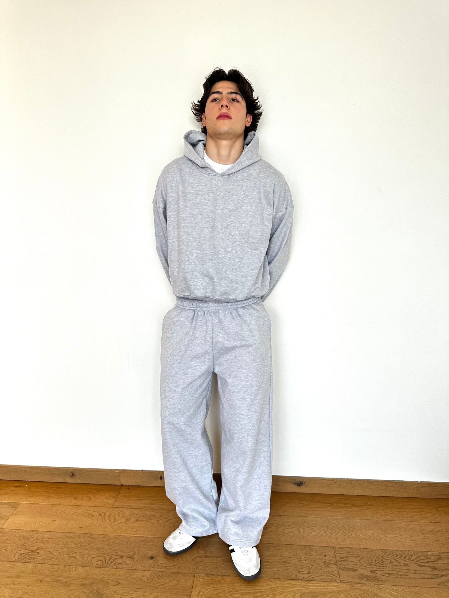 BASIC SET - GRIS