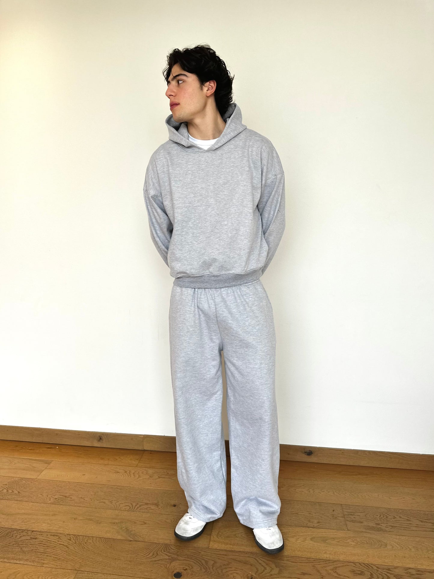 BASIC SET - GRIS
